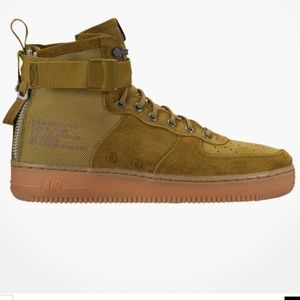 Nike SF AF1 MID sneakers